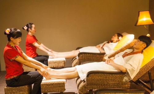 国产足浴店按摩视频在线,揭秘国产足浴店按摩视频的神奇魅力